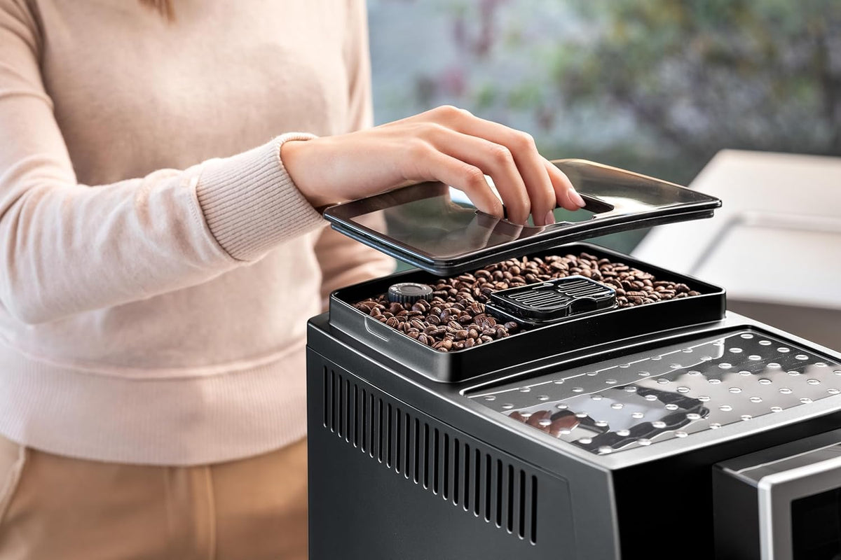 De'Longhi Magnifica Start ECAM222.20.B, Kaffeevollautomat mit Milchaufschäumdüse, für Cappuccino, mit Espresso-Direktwahltase und 2x Espresso Funktion, 13-stufiges Kegelmahlwerk, 1450 W, Schwarz
